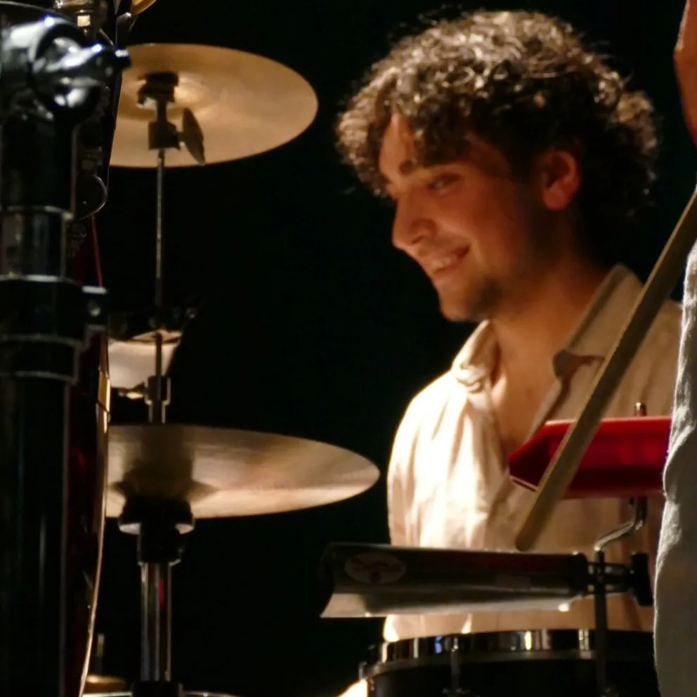 Julian Schneider – Drums