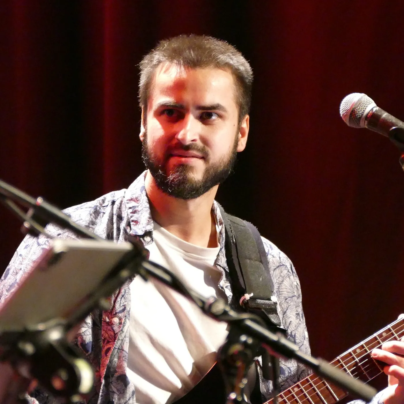 Miran Hussain – Bass